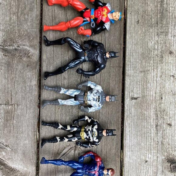 Lot Of 10 Vintage 1990s Batman Action Figures Kenner & Robocop, Power Rangers - Picture 3 of 10